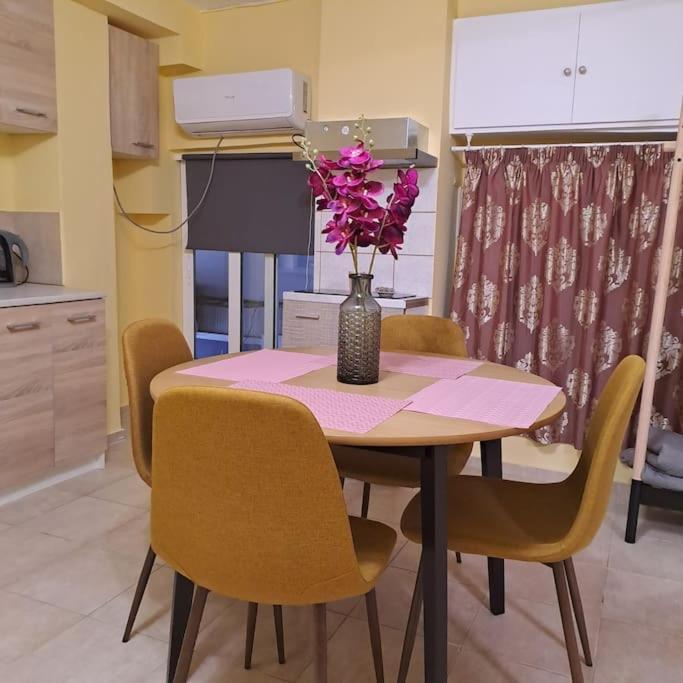 Zenia Home 1 Στην Καρδιά Της Πάτρας Zewnętrze zdjęcie